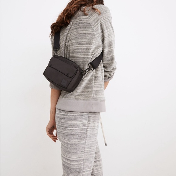 Madewell Bags Madewell The Sport Camera Bag Crossbody Purse Coal